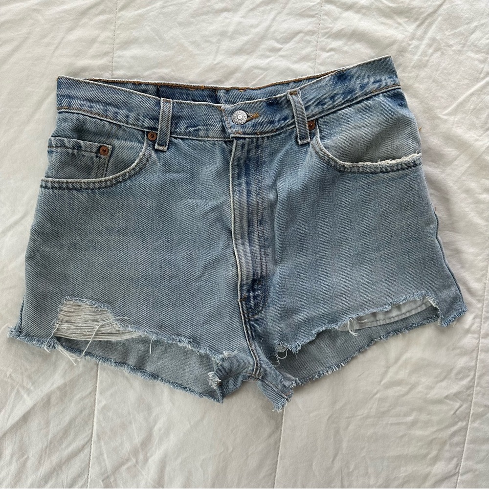 Urban Renewal Recycled Levi’s Slouchy Short